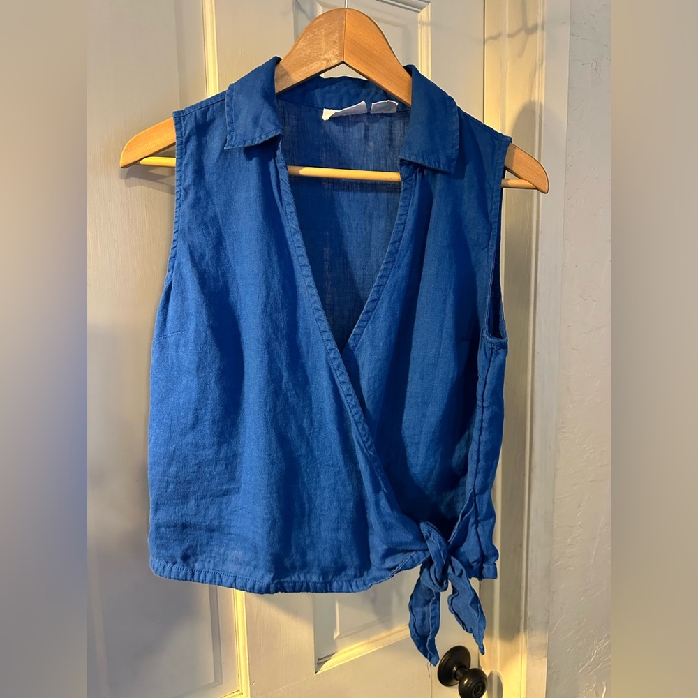 Cynthia Rowley beautiful linen wrap top